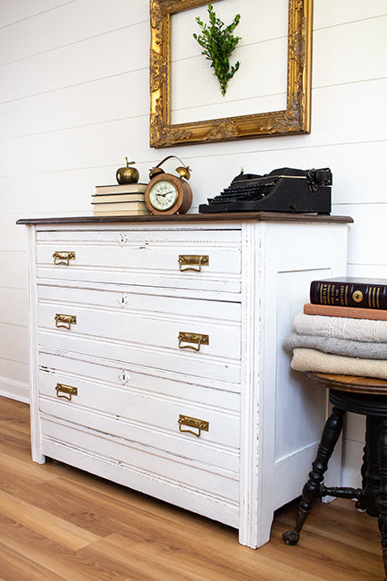 Sturbridge White